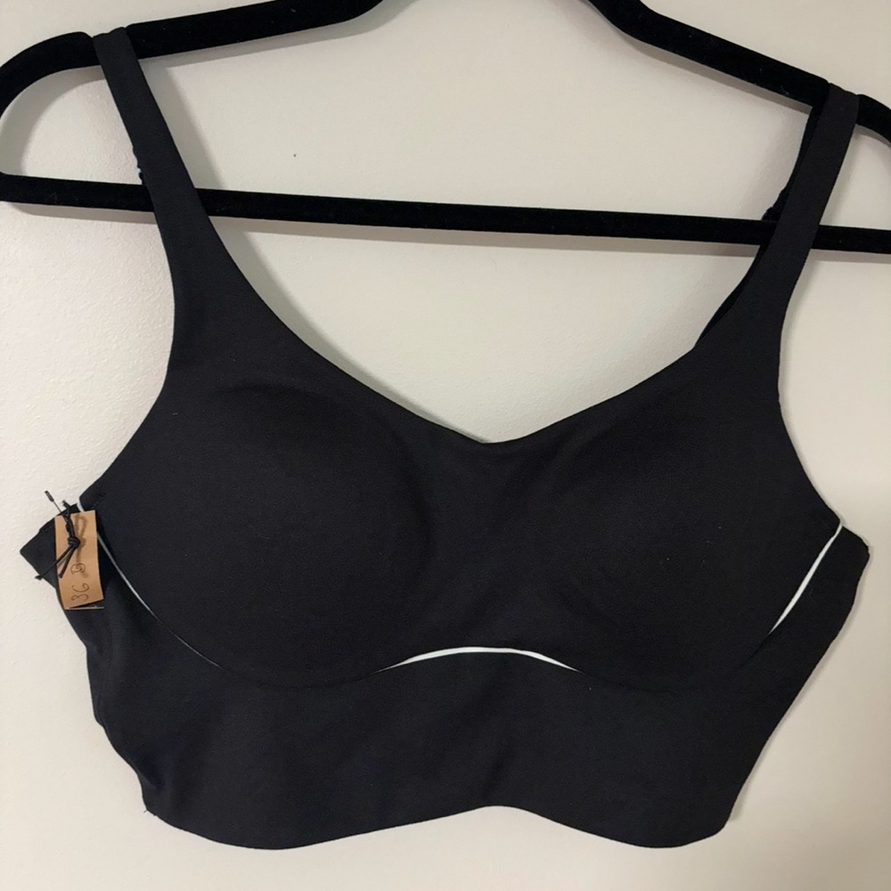 Victoria’s Secret Black Women's Sports Bra